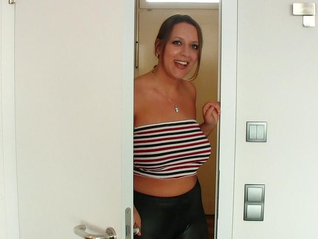 Lollipopo69 Porno Video: Leggings fi**schlampe bestellt!